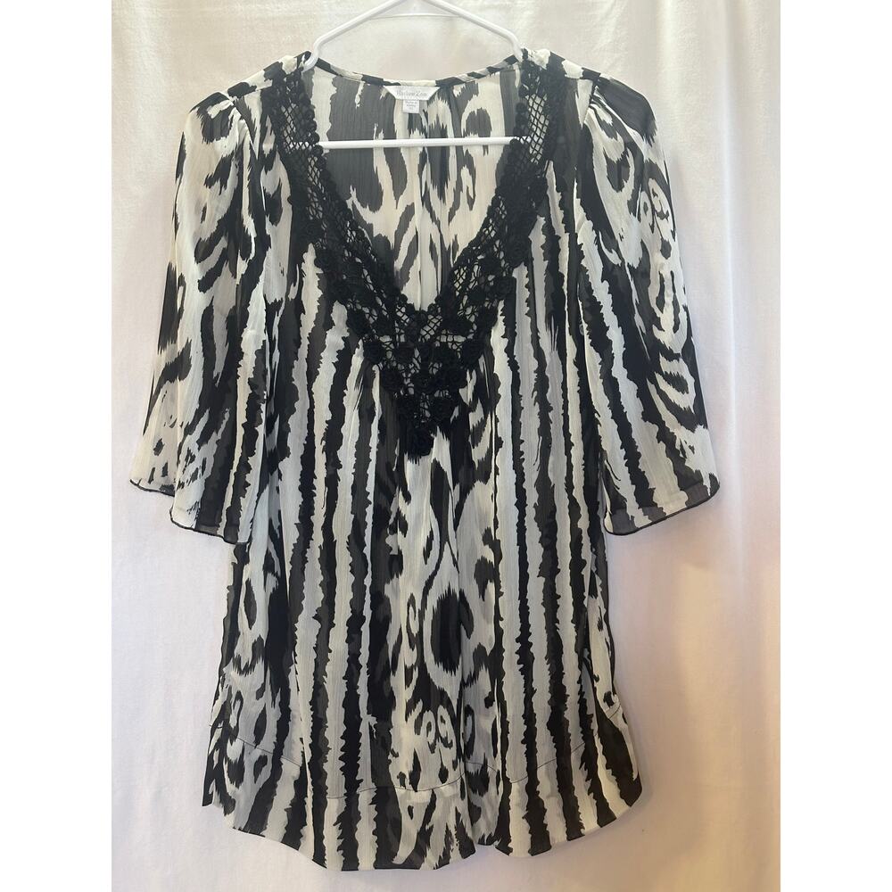 Harlow Zee Black & Ivory Sheer Animal Print Top – Size XS